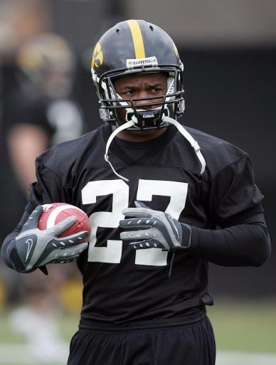 Iowa coach Kirk Ferentz is cautiously optimistic on running back Jewel Hampton's status going into fall camp. Hampton, a sophomore, suffered a knee injury during non-contact practice drills on July 3. (Brian Ray/Gazette)
